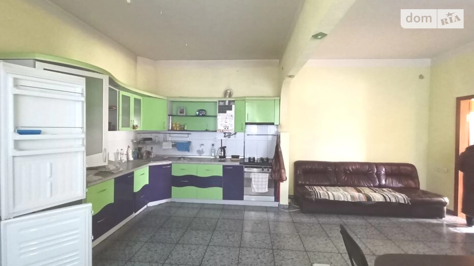 Продается дом на 2 этажа 385 кв. м с камином, цена: 165000 $ - фото 3