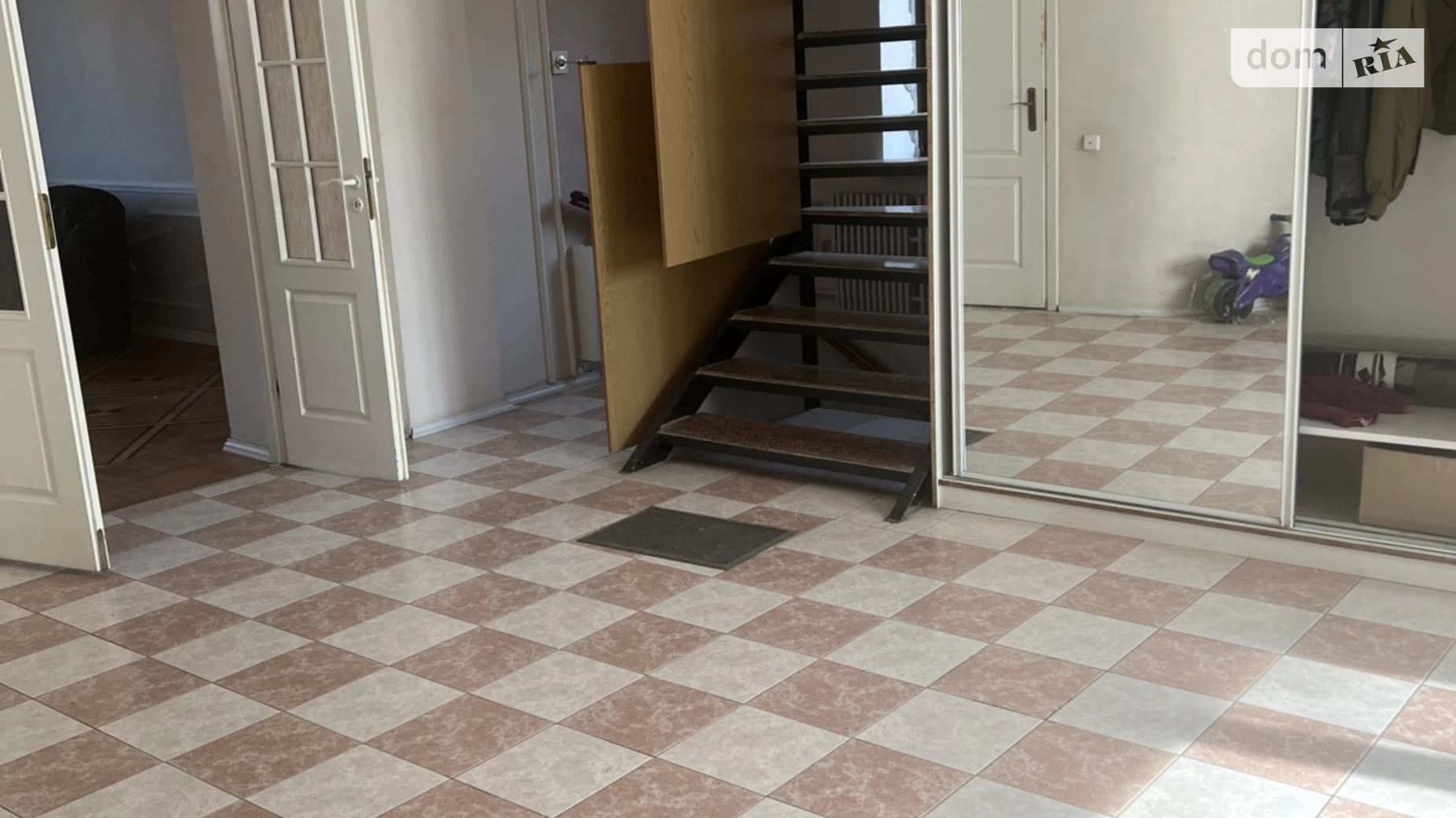 Продается дом на 3 этажа 411 кв. м с баней/сауной, цена: 160000 $ - фото 5