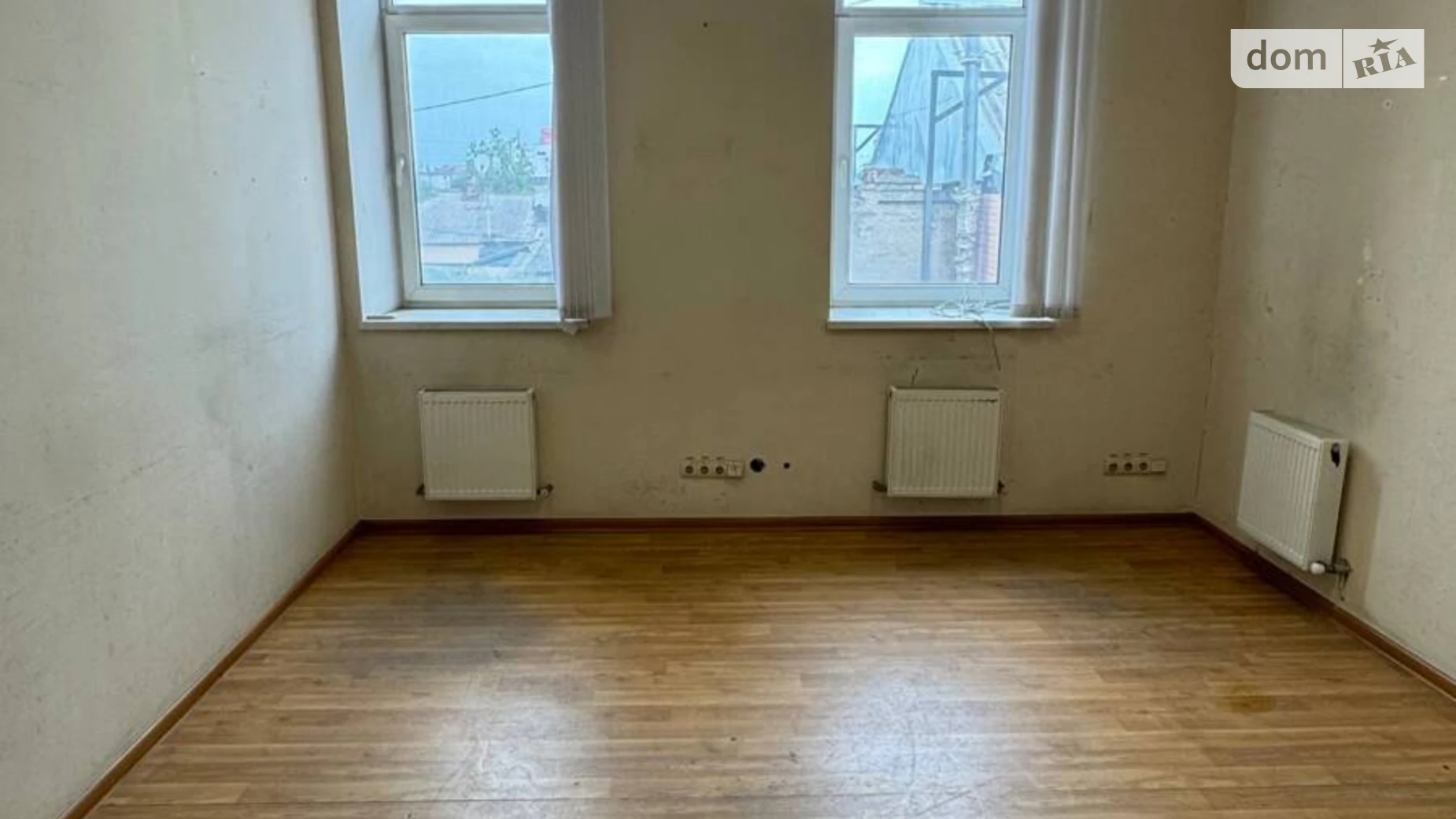 Сдается в аренду офис 27.53 кв. м в бизнес-центре, цена: 8810 грн - фото 2