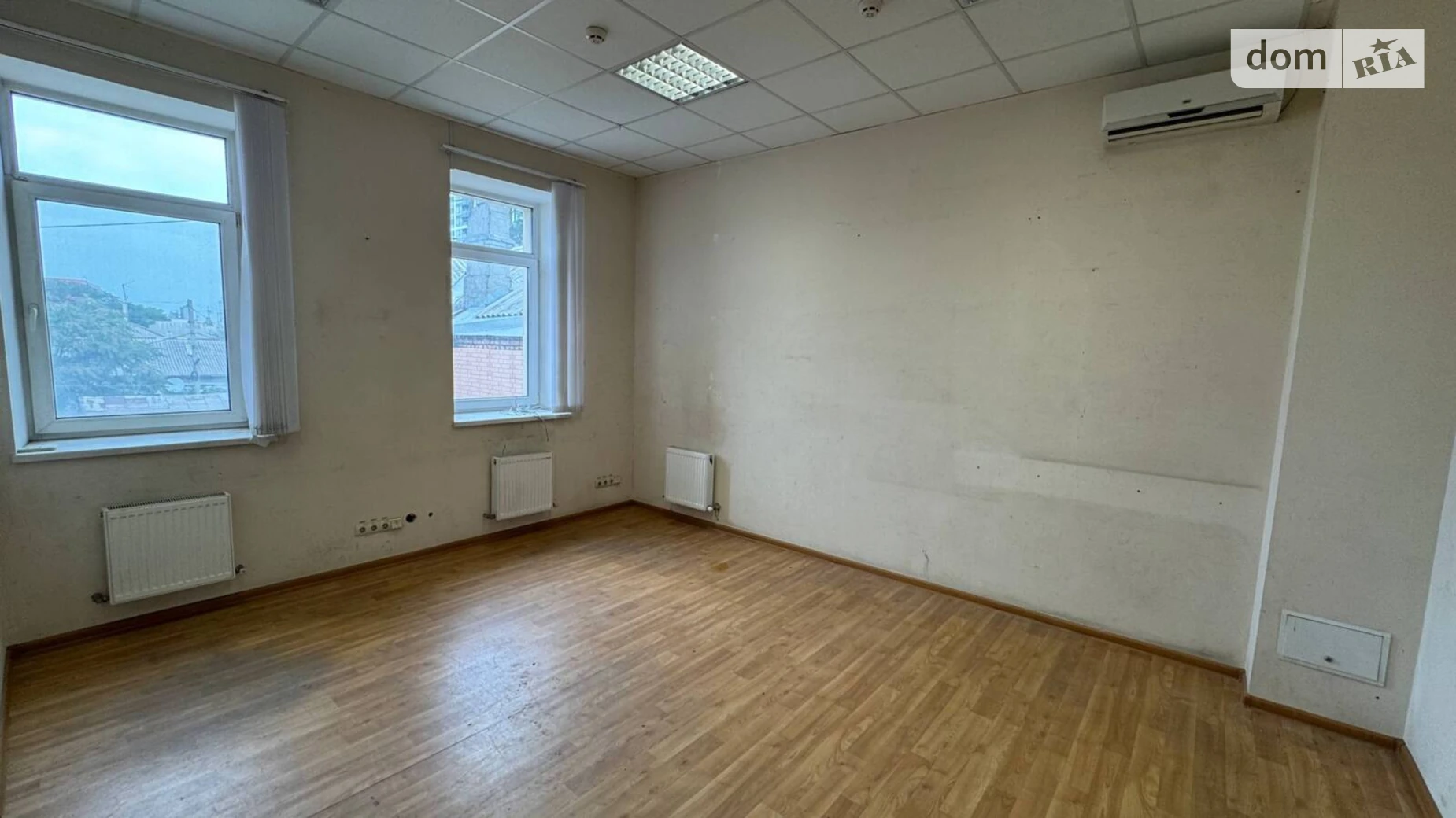 Сдается в аренду офис 27.53 кв. м в бизнес-центре, цена: 8810 грн - фото 5