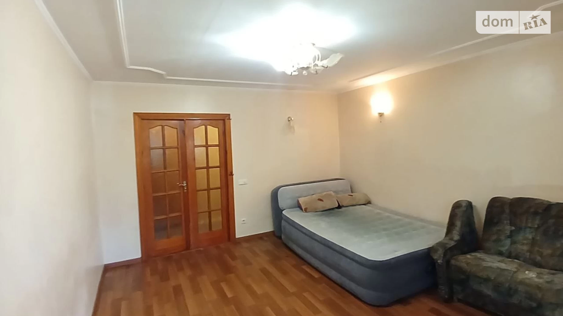 Продается 3-комнатная квартира 66.7 кв. м в Хмельницком, ул. Степана Бандеры - фото 2