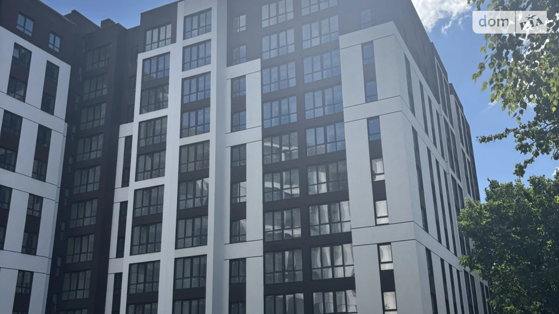 Продается 1-комнатная квартира 40 кв. м в Ивано-Франковске, ул. Ленкавского, 126 - фото 4