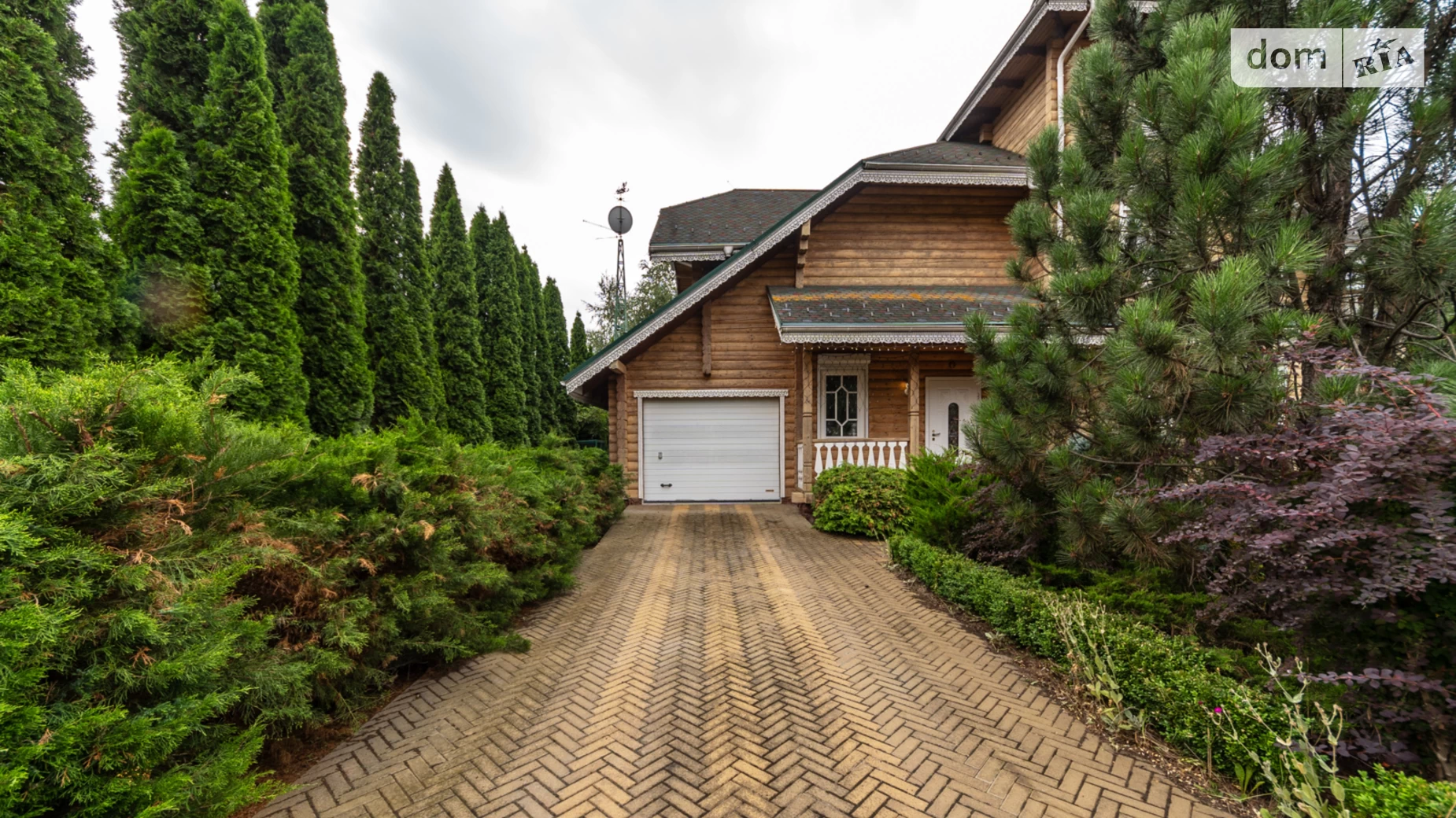 Продается дом на 2 этажа 250.1 кв. м с беседкой, цена: 350000 $ - фото 2