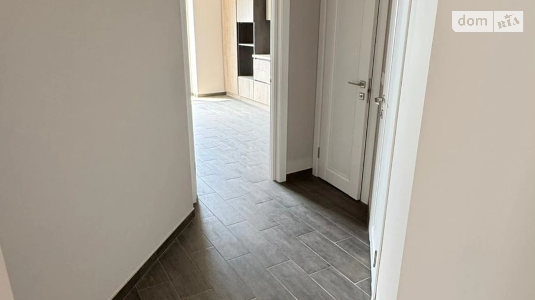 Продается 2-комнатная квартира 66.8 кв. м в Ужгороде, ул. Кошицкая, 21 - фото 3