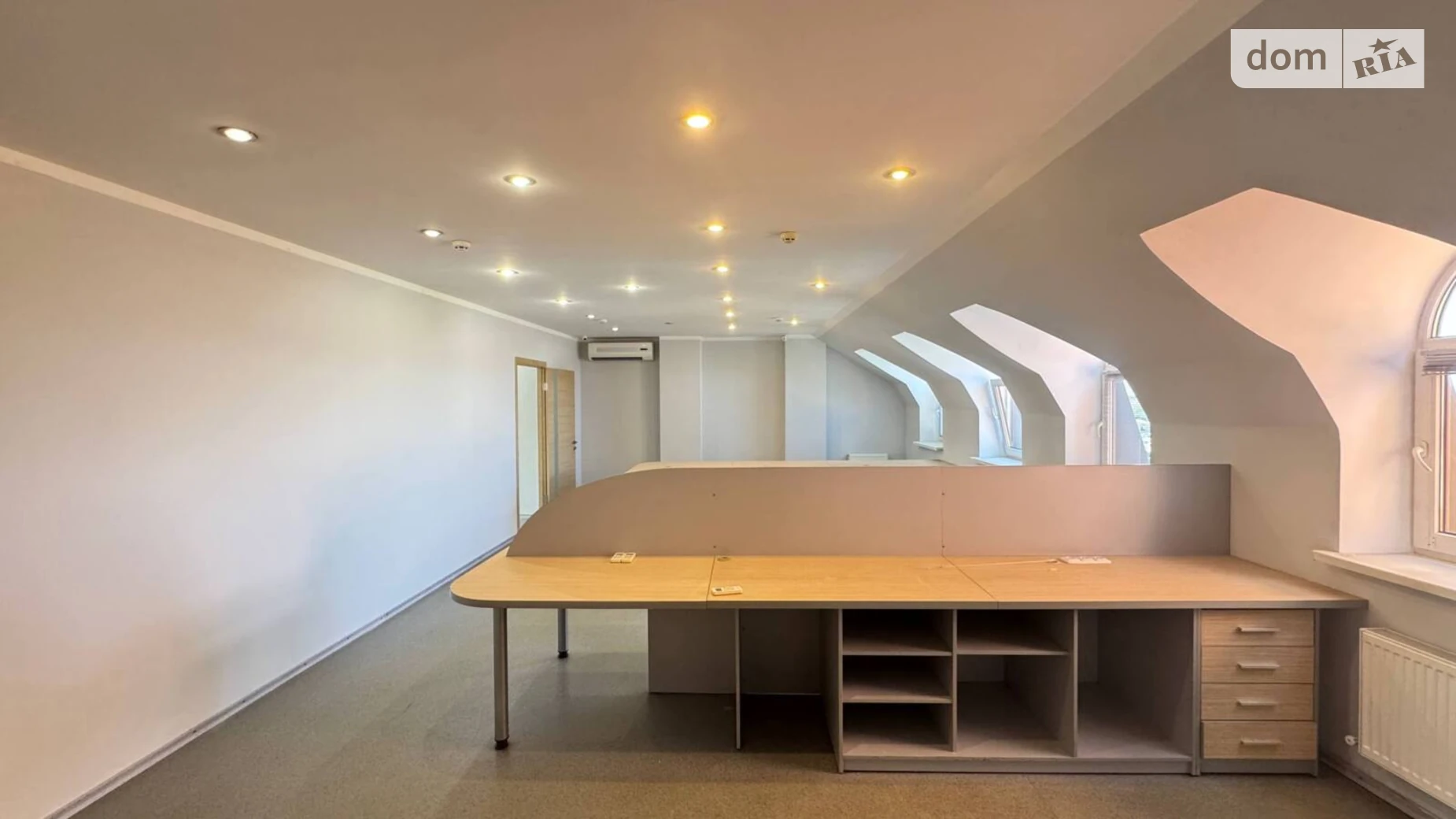 Сдается в аренду офис 167 кв. м в бизнес-центре, цена: 28390 грн - фото 3