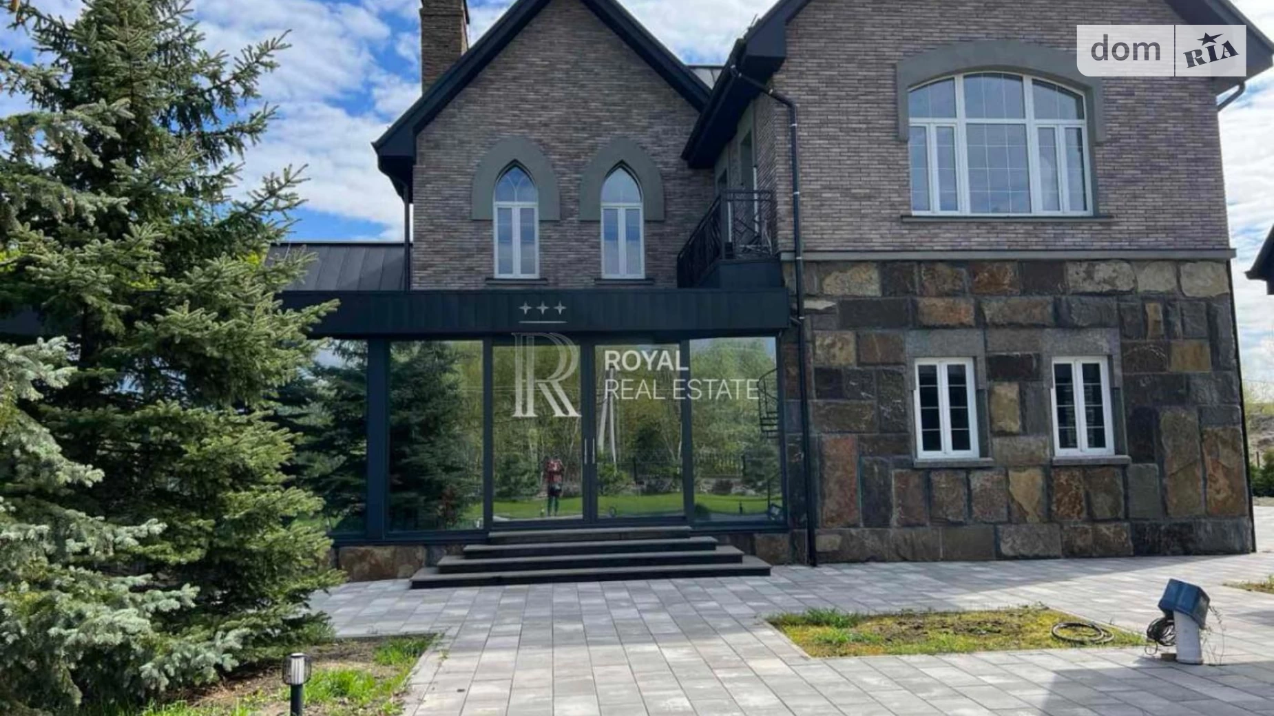 Сдается в аренду дом на 2 этажа 650 кв. м с камином, цена: 15000 $ - фото 3