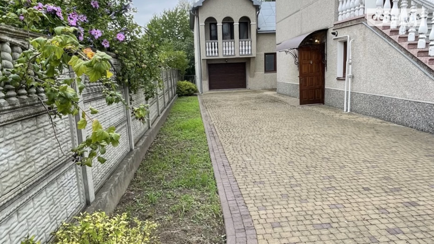 Продается дом на 3 этажа 240 кв. м с бассейном, цена: 156000 $ - фото 3