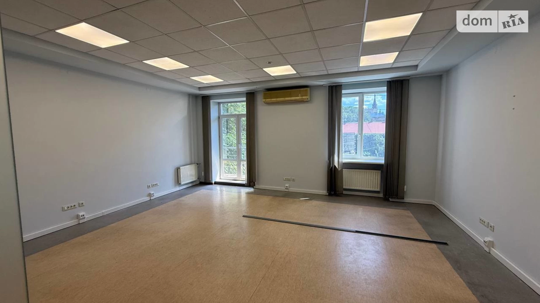 Сдается в аренду офис 972 кв. м в бизнес-центре, цена: 9000 $ - фото 5