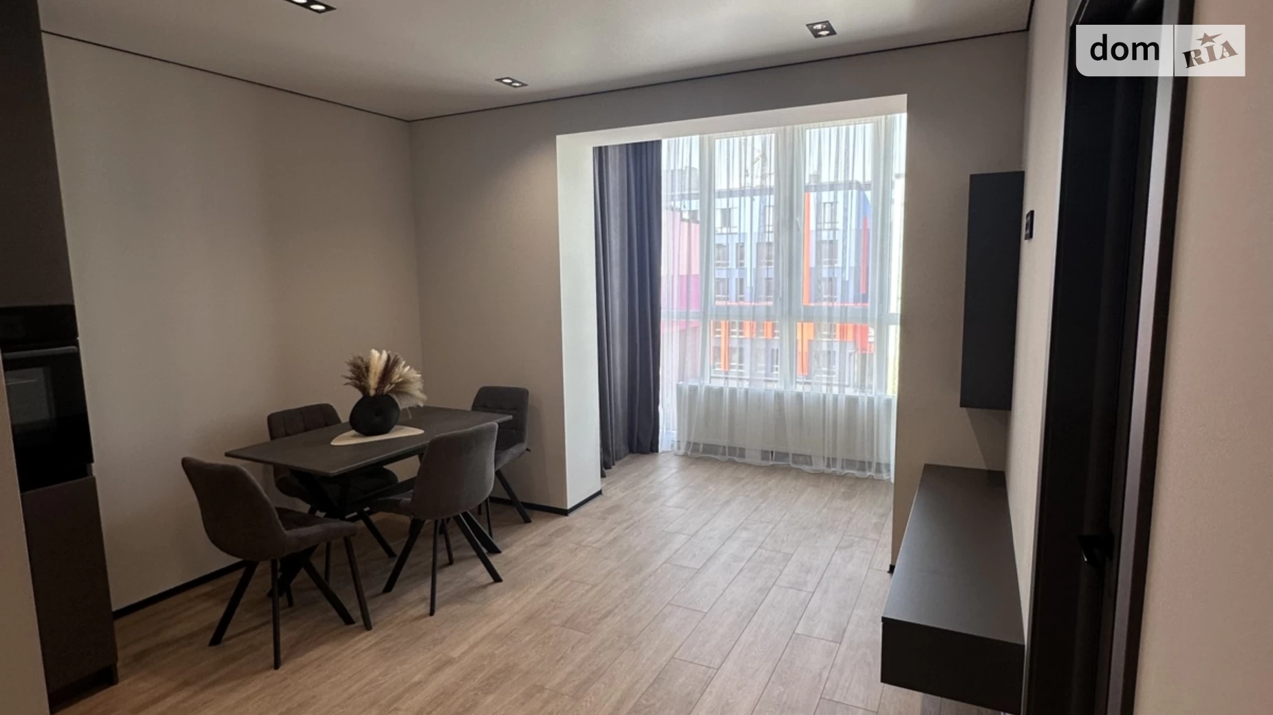 Продается 1-комнатная квартира 40.5 кв. м в Ровно, ул. Единства, 15 - фото 2