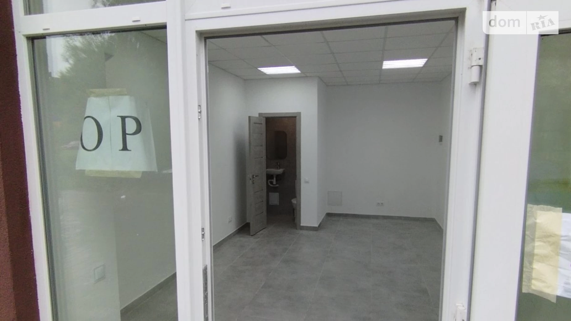 Сдается в аренду помещения свободного назначения 21 кв. м в 10-этажном здании, цена: 12000 грн - фото 2