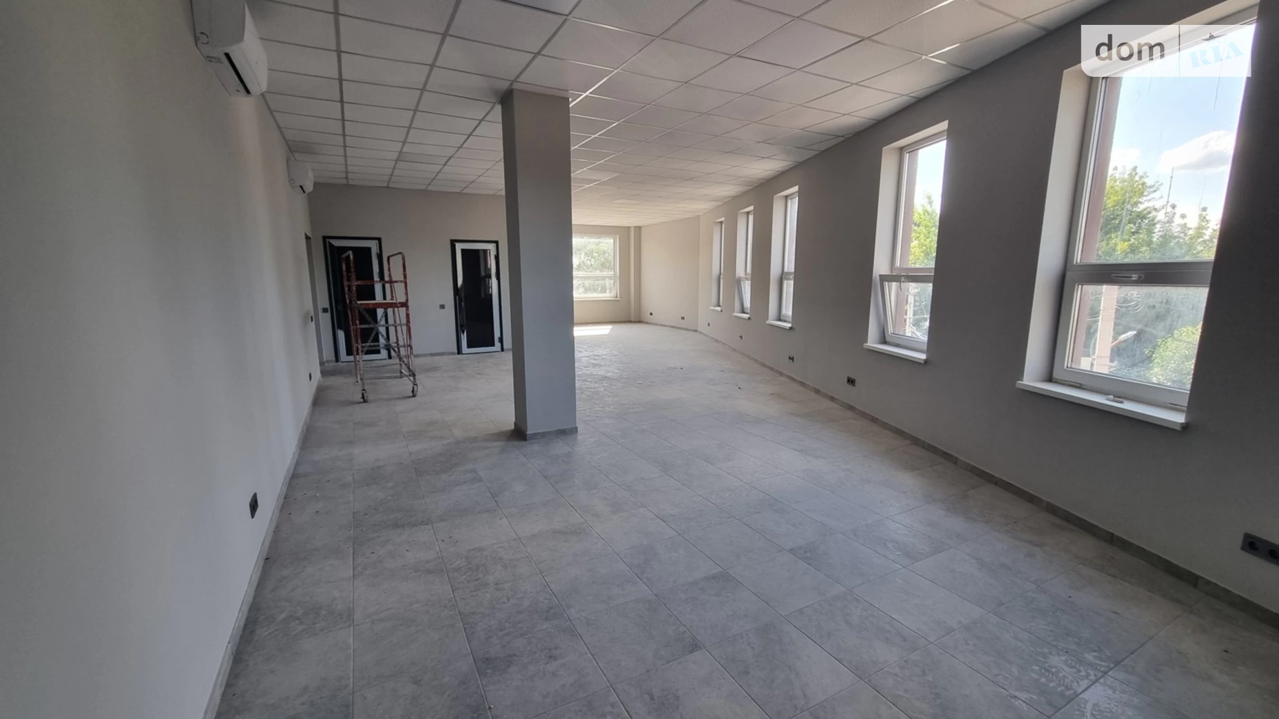 Здається в оренду офіс 86 кв. м в бізнес-центрі, цена: 1032 $ - фото 5