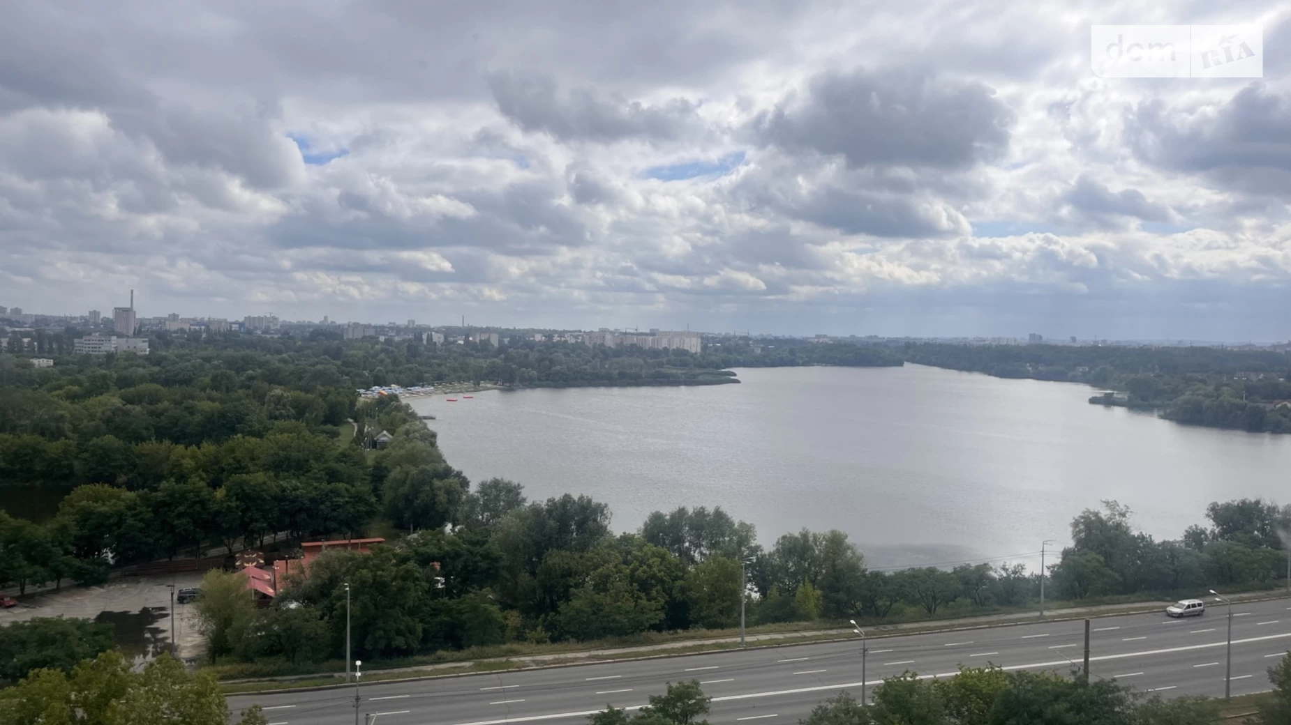 Продается 1-комнатная квартира 52 кв. м в Харькове, ул. Нескореных(Героев Труда), 1Ж - фото 2