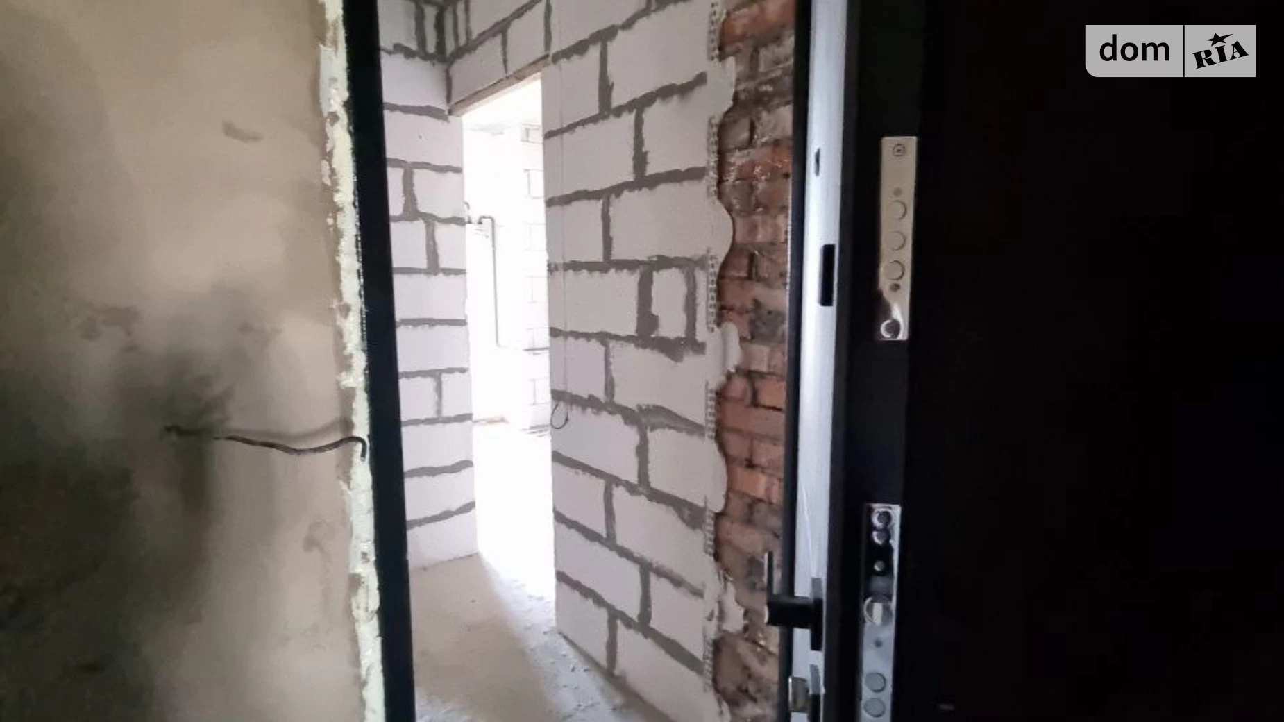Продается 1-комнатная квартира 37.83 кв. м в Хмельницком, ул. Степана Бандеры, 36 - фото 2