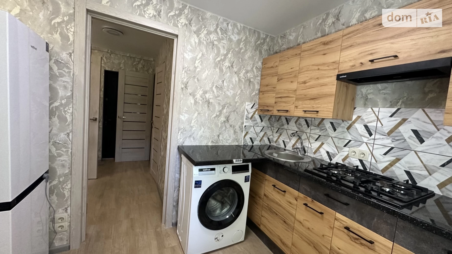 Продается 1-комнатная квартира 29.6 кв. м в Киеве, ул. Милютенко, 46 - фото 2