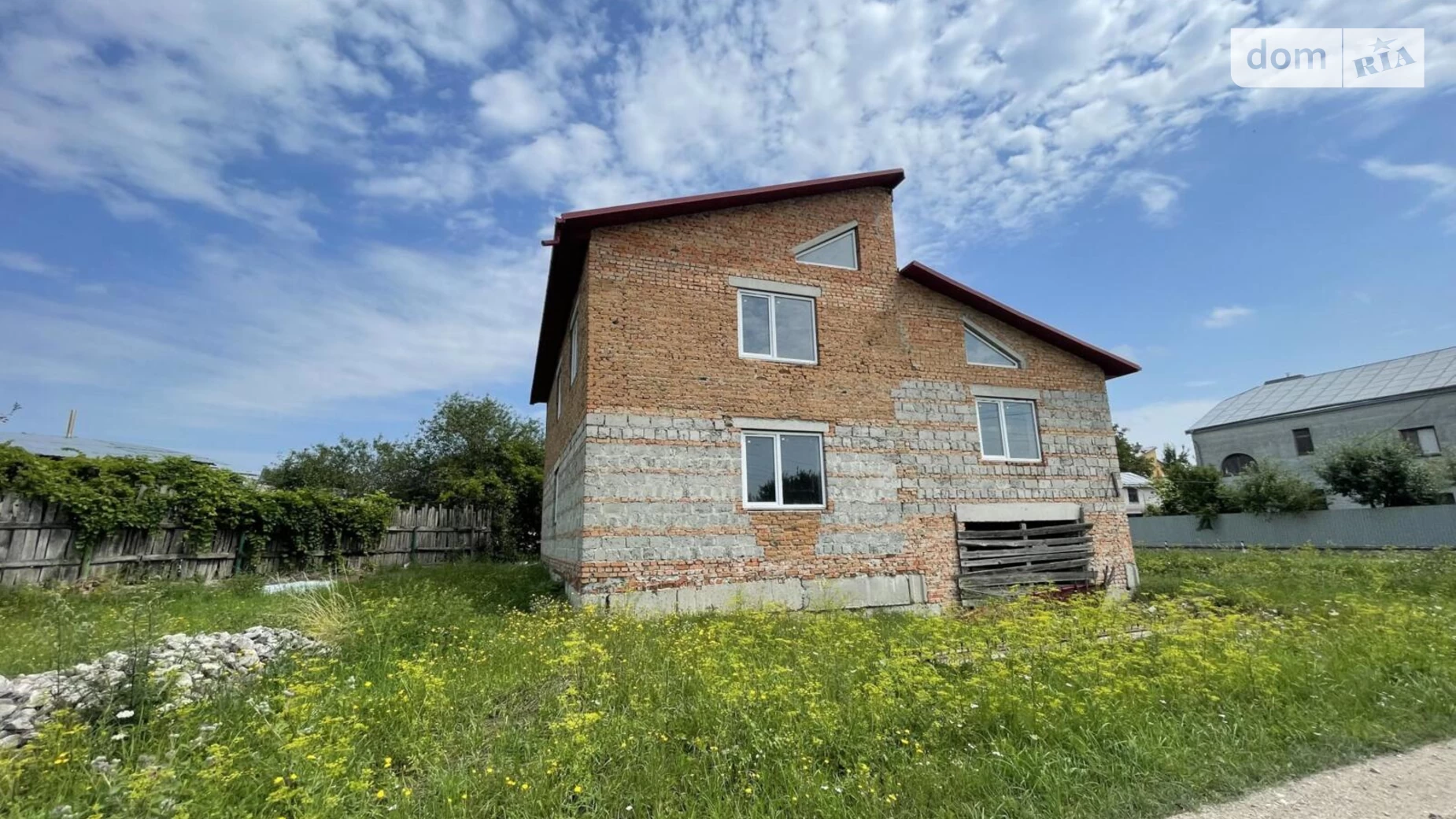 Продается дом на 2 этажа 380 кв. м с камином, цена: 60000 $ - фото 3
