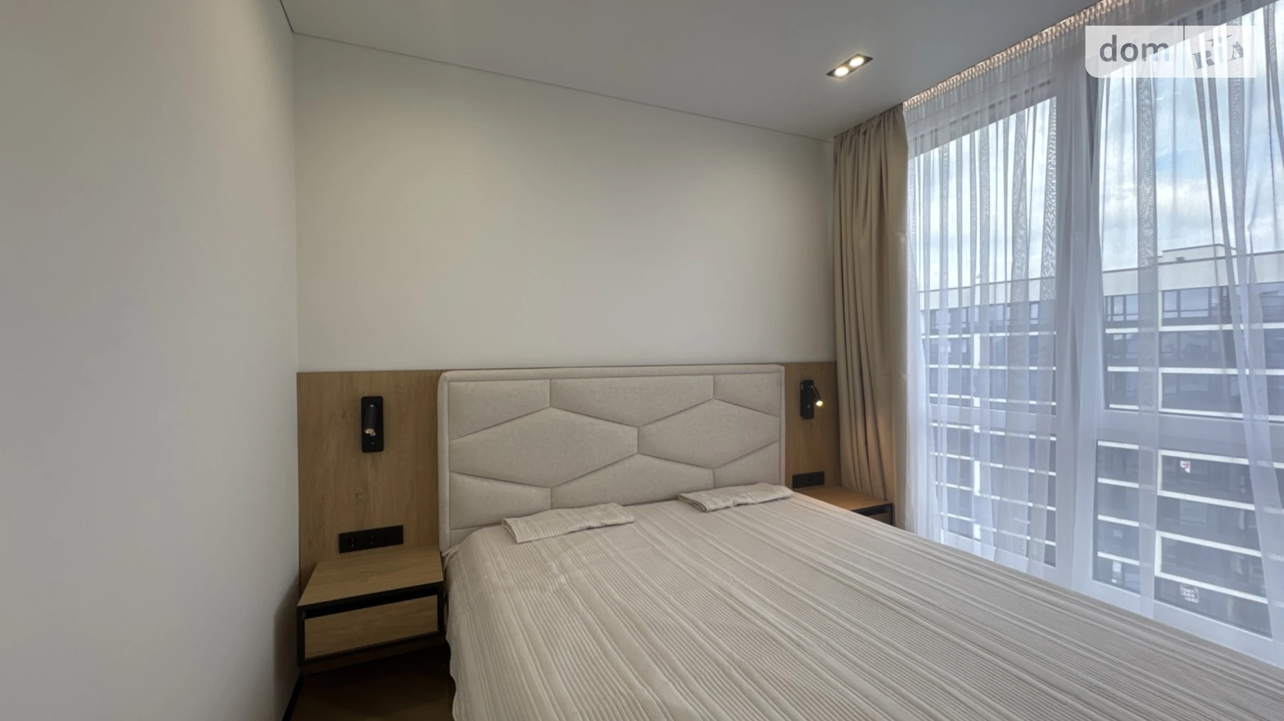 Продается 1-комнатная квартира 49 кв. м в Ивано-Франковске, бул. Южный - фото 4