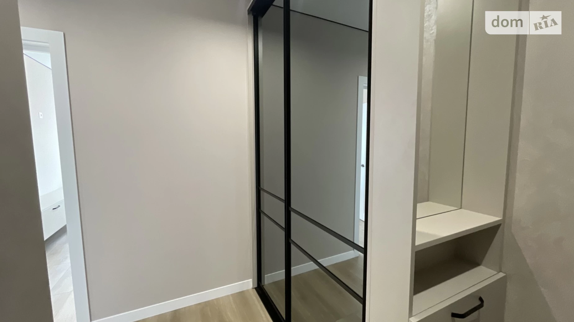 Продается 2-комнатная квартира 64 кв. м в Ивано-Франковске, ул. Мира, 100А - фото 3