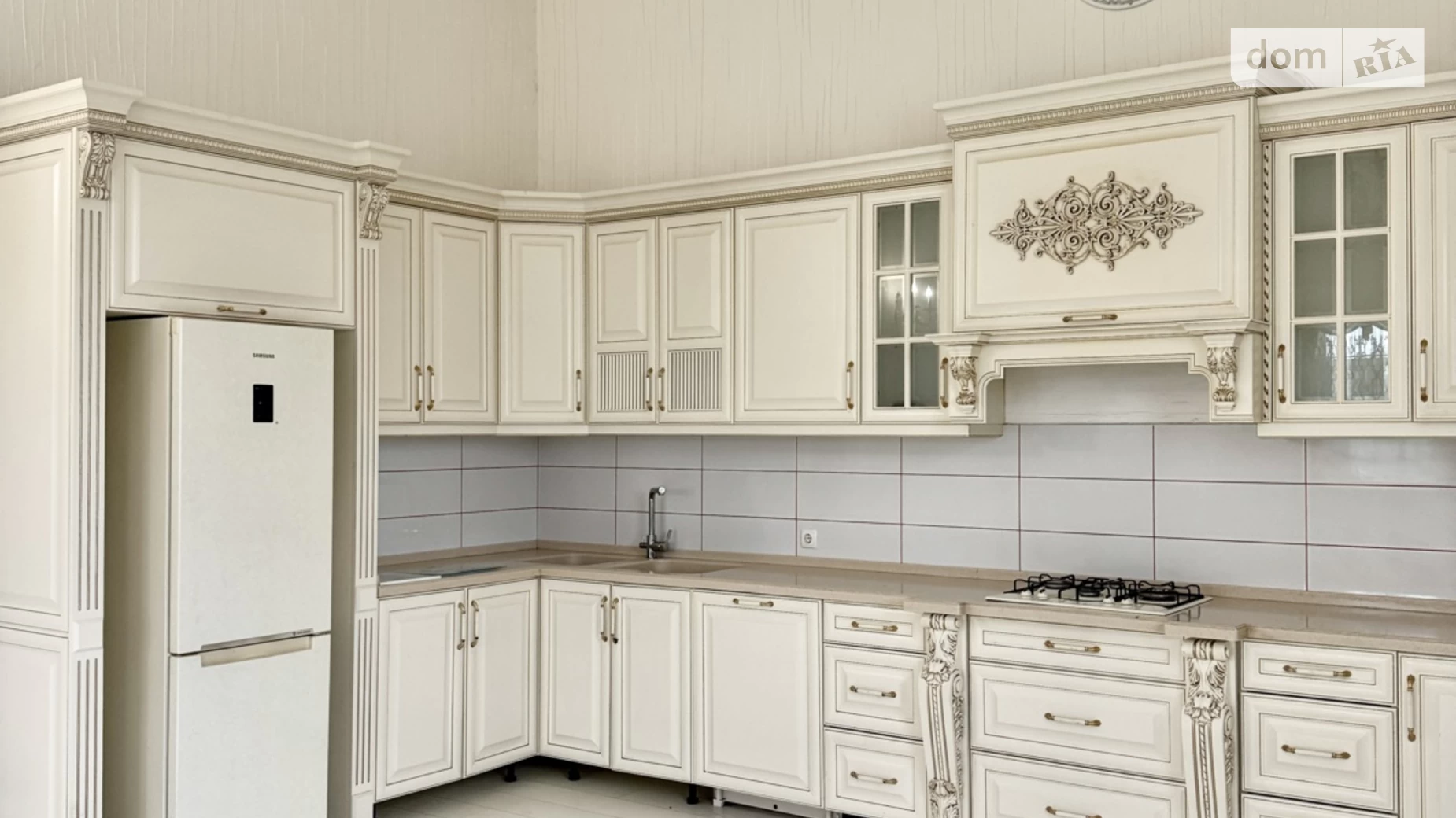 Продается одноэтажный дом 380 кв. м с мансардой, цена: 250000 $ - фото 4