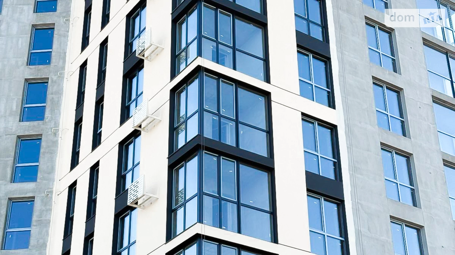 Продается 1-комнатная квартира 46 кв. м в Ровно, ул. Василия Червония(Гагарина), 28 - фото 2