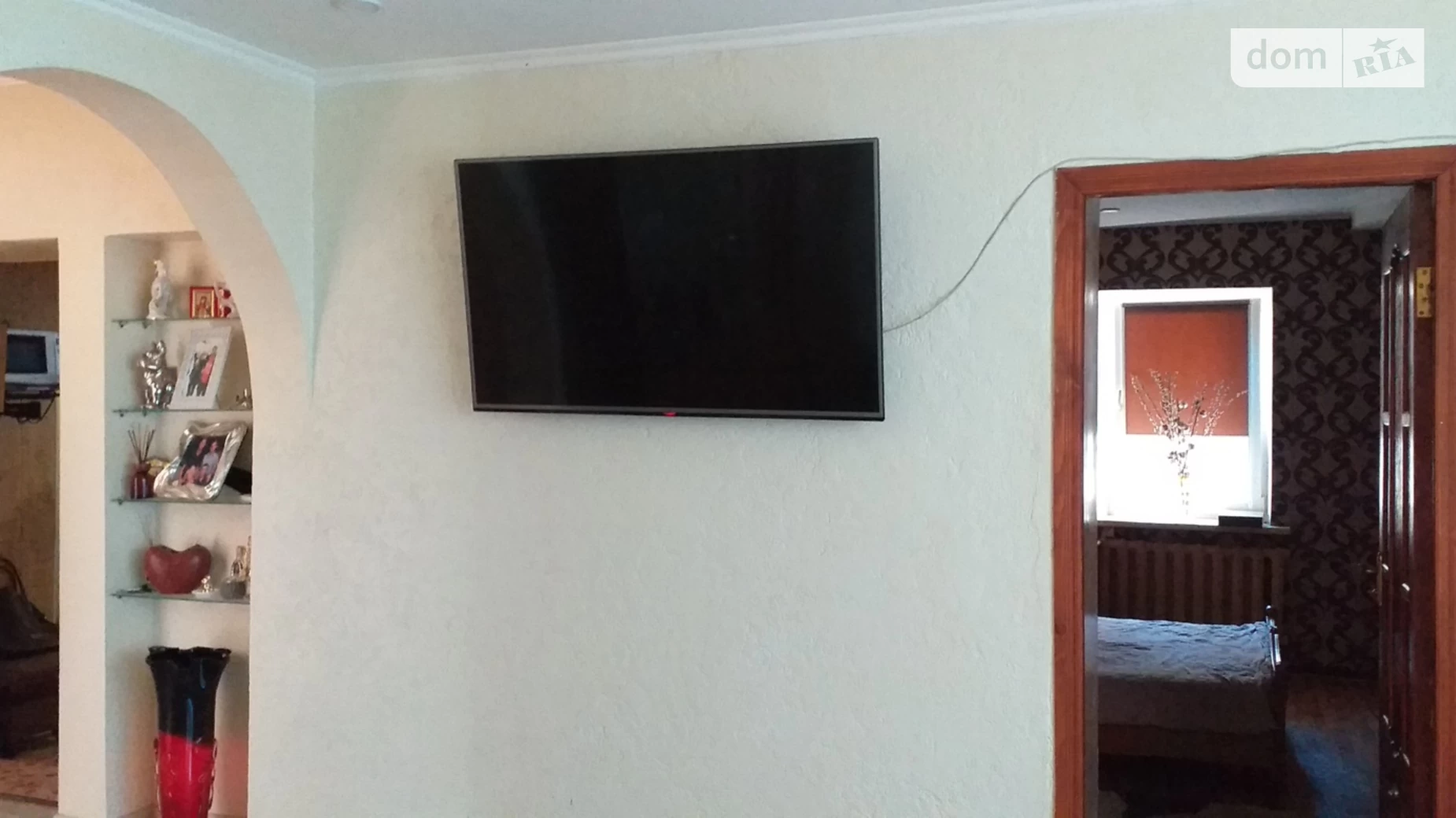 Продается одноэтажный дом 104 кв. м с камином, цена: 150000 $ - фото 3