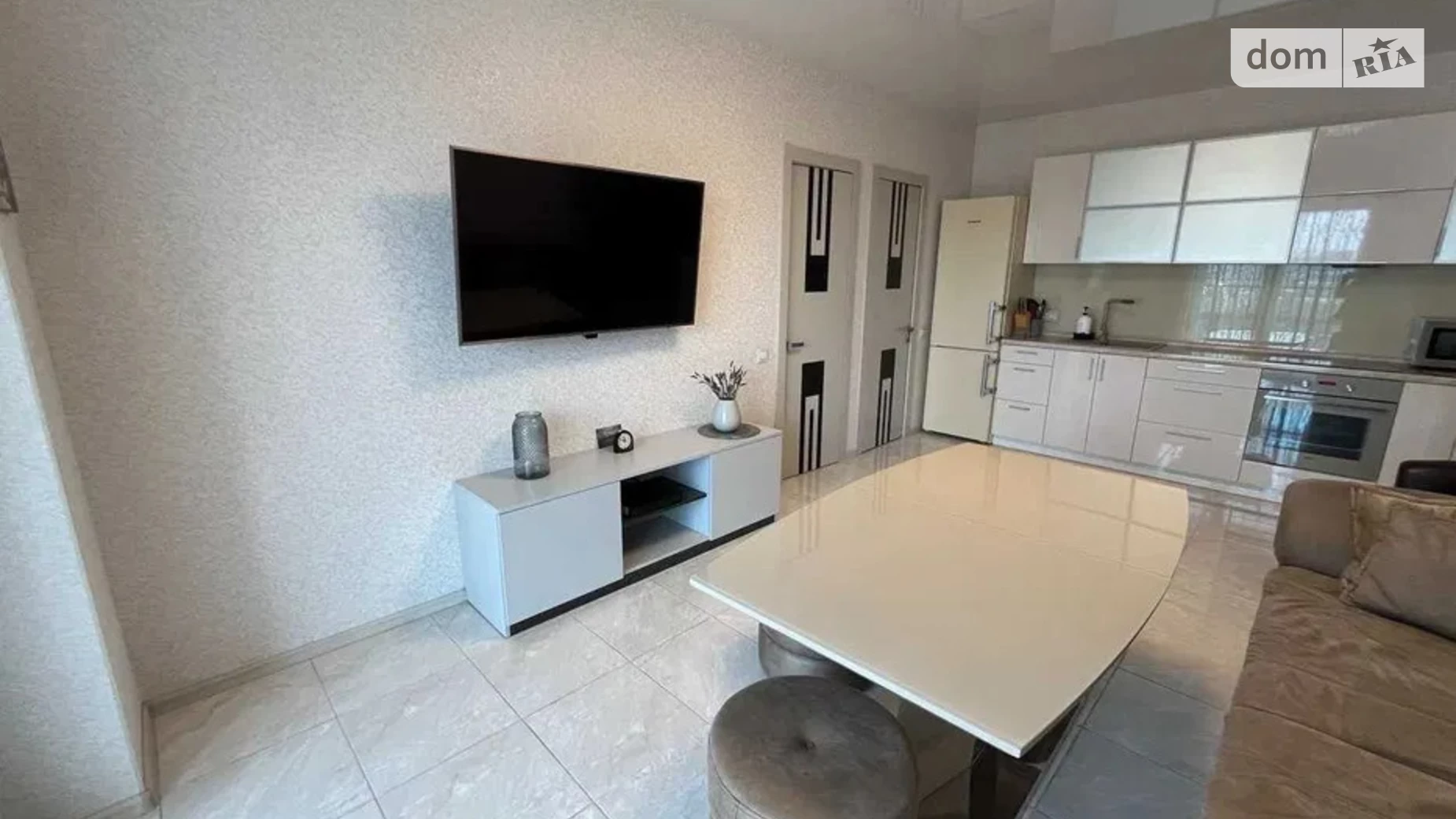 Сдается в аренду 2-комнатная квартира 80 кв. м в Днепре, ул. Европейская, 9А - фото 4