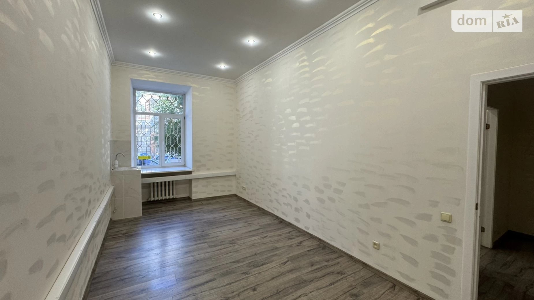 Сдается в аренду помещения свободного назначения 93 кв. м в 4-этажном здании, цена: 800 $ - фото 3