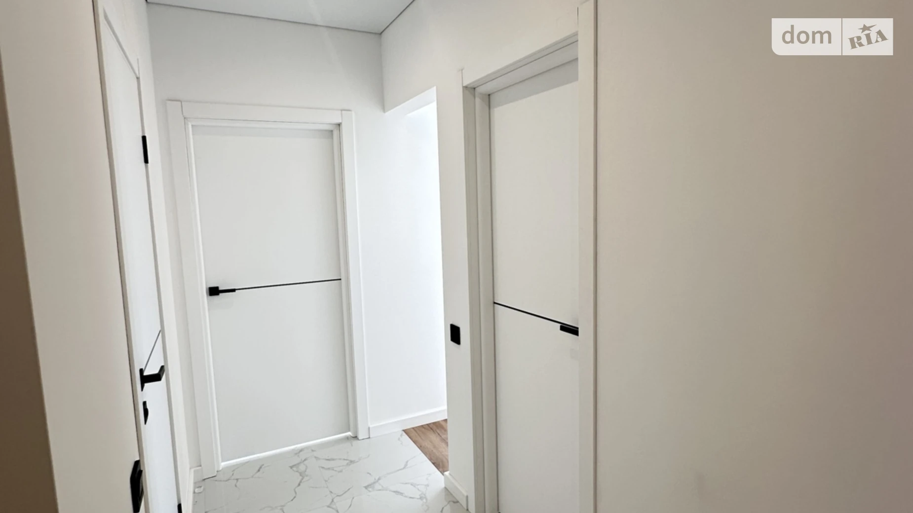 Продается 2-комнатная квартира 53 кв. м в Ровно, ул. Николая Боголюбова, 1 - фото 5