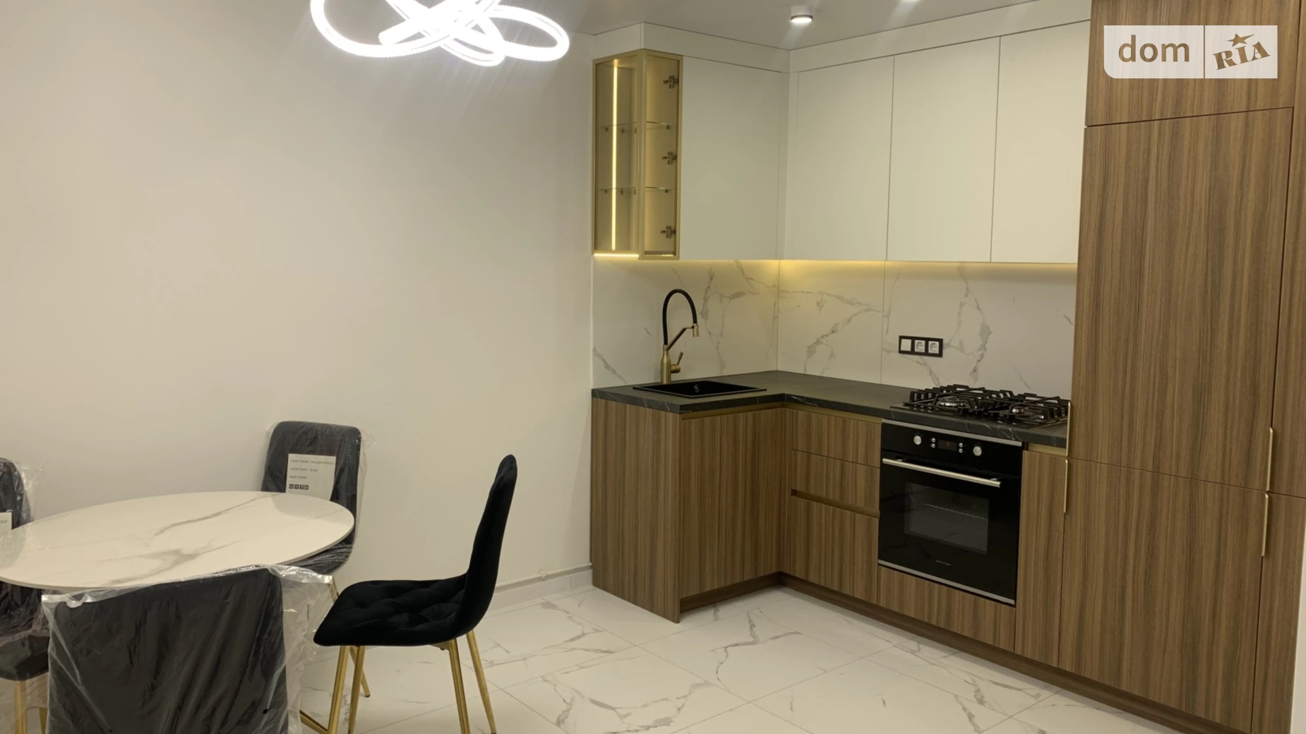 2-кімнатна квартира 56 кв. м у Тернополі, вул. Смакули - фото 2
