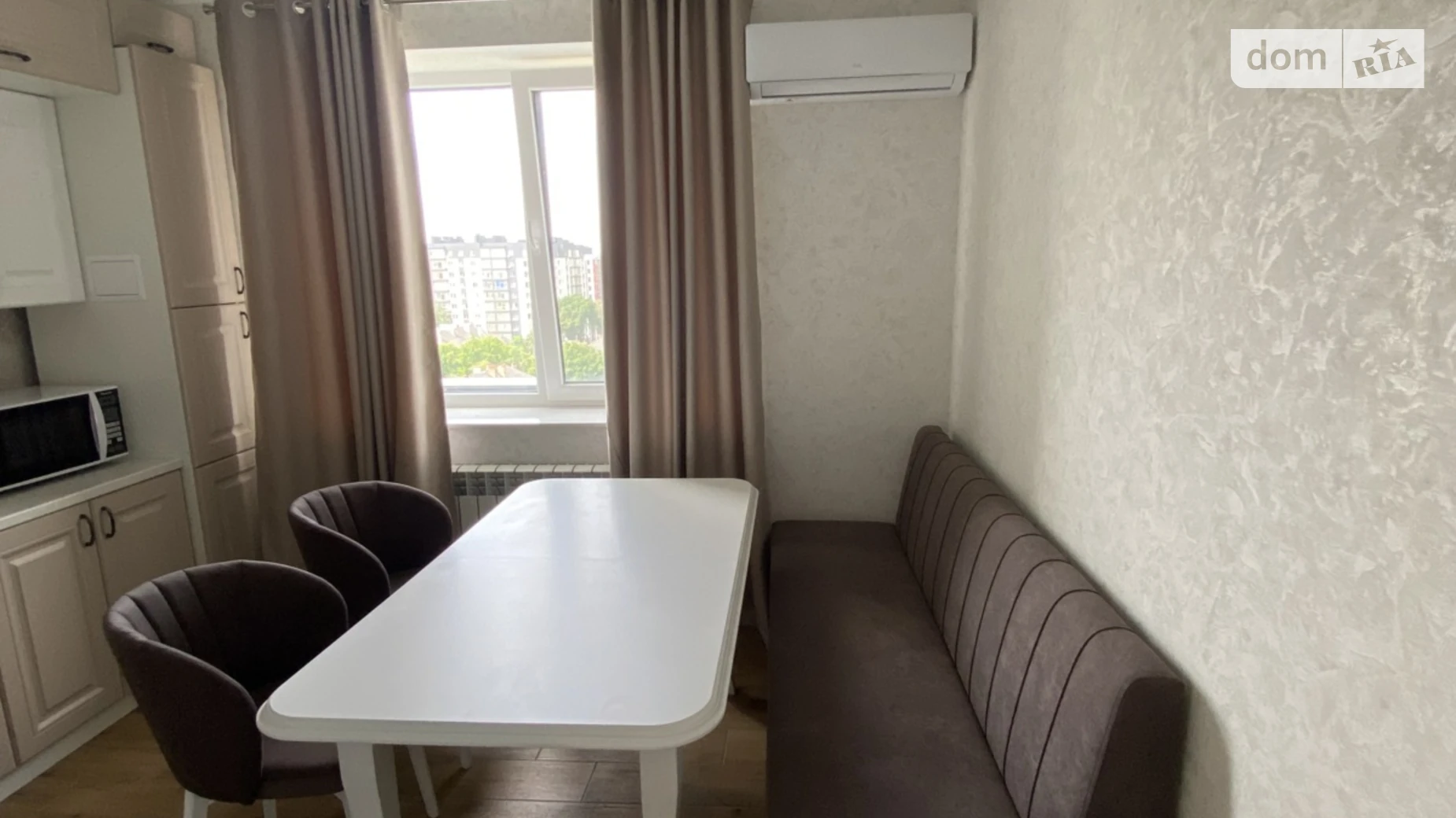 Продается 3-комнатная квартира 84 кв. м в Ивано-Франковске, ул. Национальной Гвардии, 14Ш - фото 2