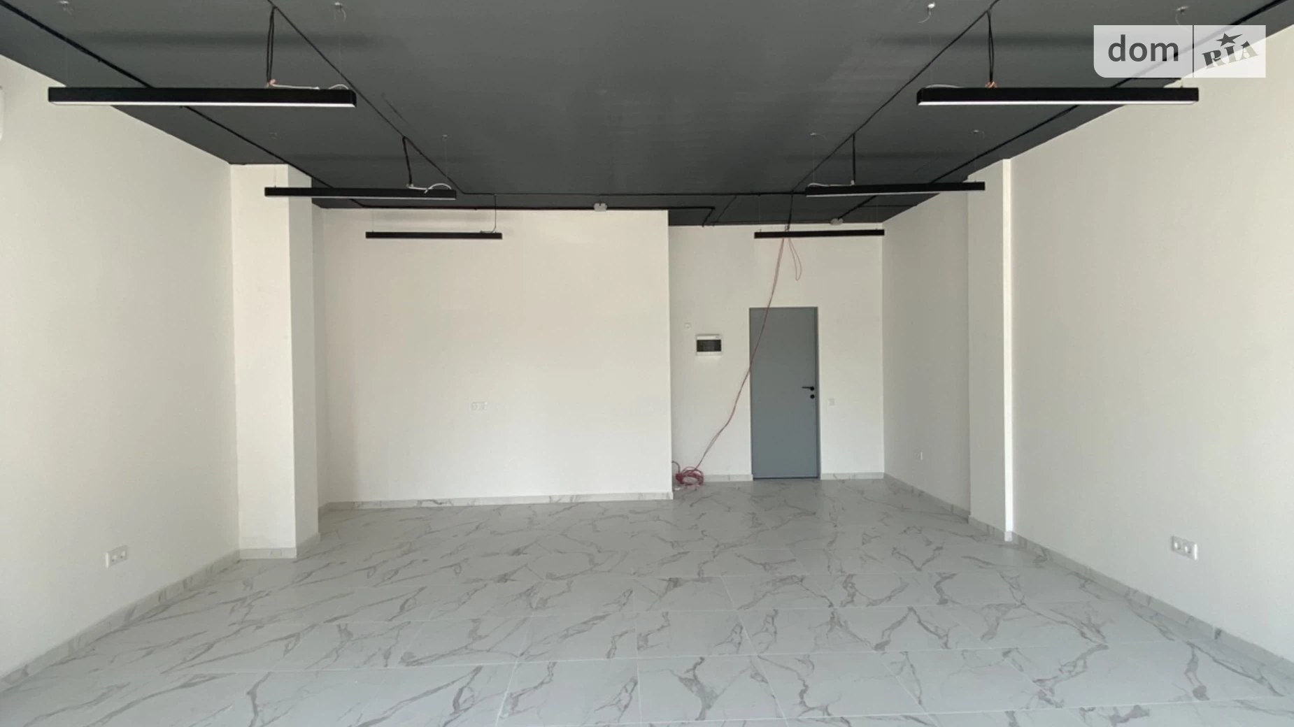 Сдается в аренду офис 48 кв. м в бизнес-центре, цена: 500 $ - фото 4