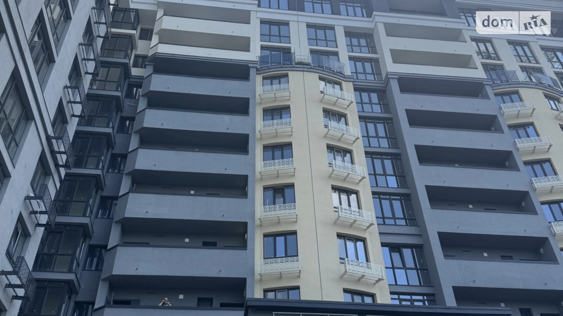 Продается 1-комнатная квартира 40 кв. м в Ирпене, ул. Соборная(ІІІ Интернационала), 151 - фото 2