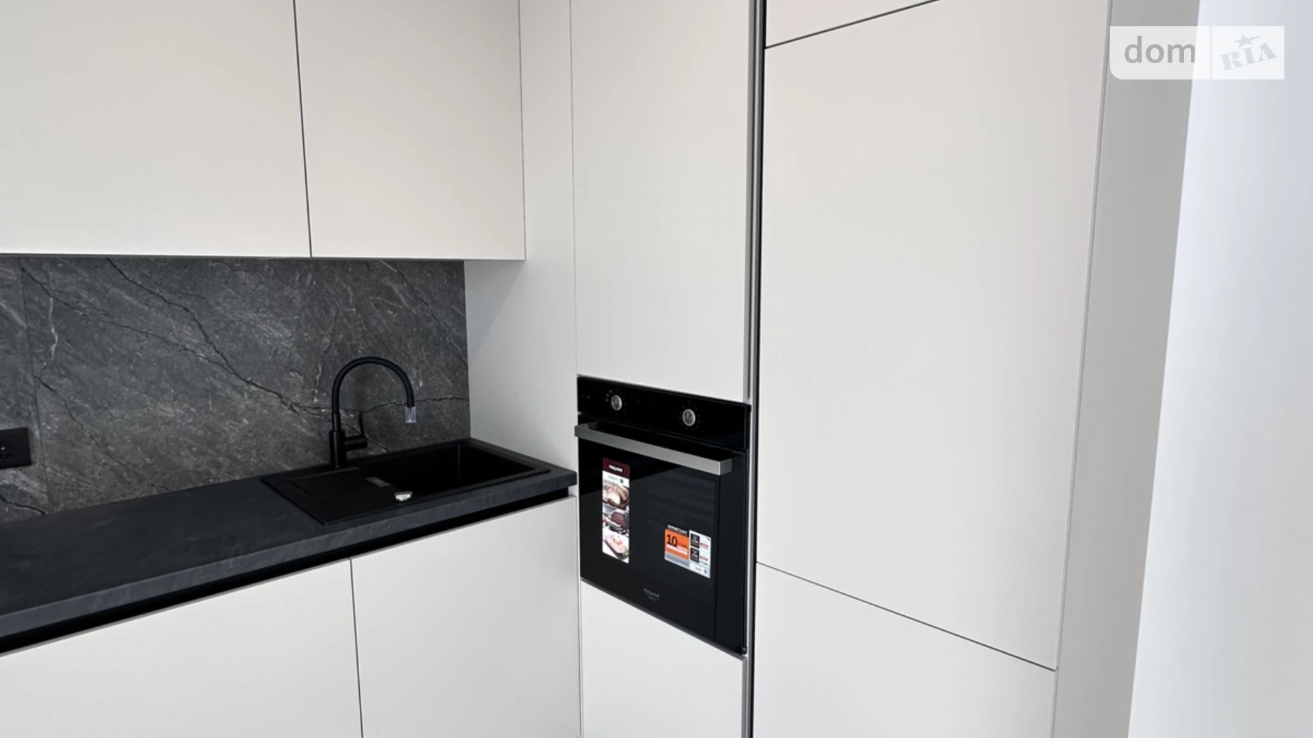 Продается 1-комнатная квартира 44 кв. м в Ровно, ул. Николая Боголюбова - фото 3