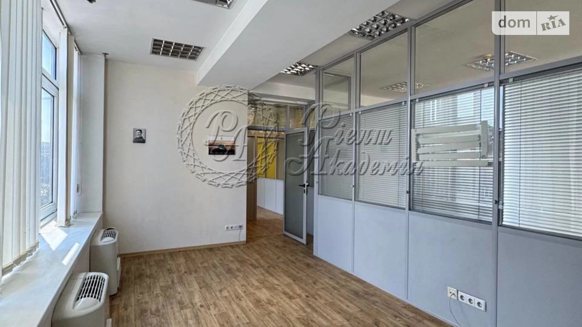 Сдается в аренду офис 165 кв. м в бизнес-центре, цена: 2000 $ - фото 5