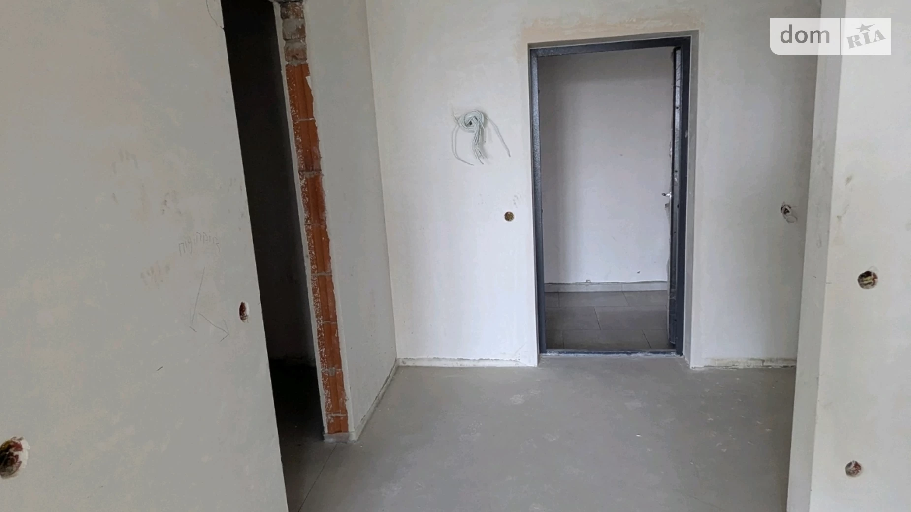 Продается 1-комнатная квартира 56 кв. м в Ивано-Франковске, ул. Данила Короля, 48 - фото 2