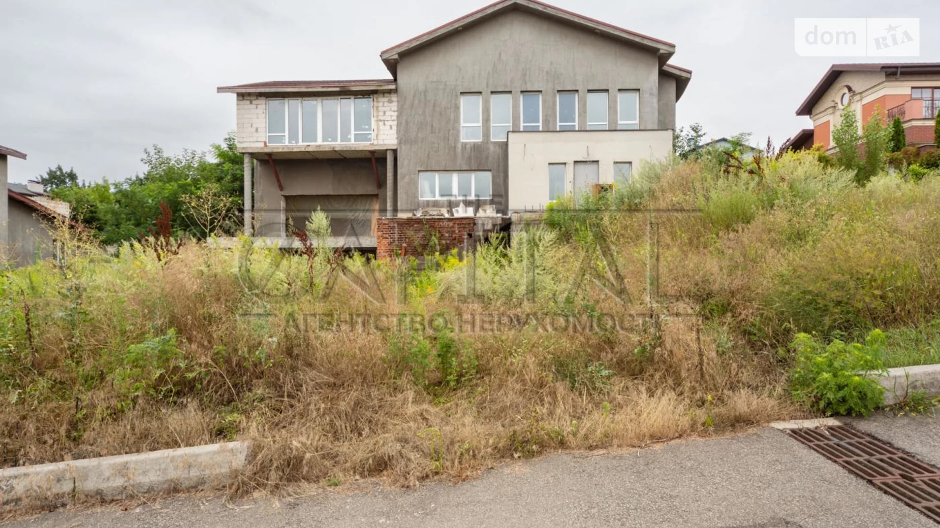 Продается дом на 2 этажа 363 кв. м с баней/сауной, цена: 190000 $ - фото 2