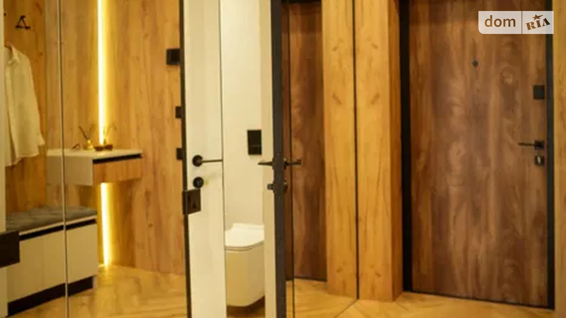 Продается 1-комнатная квартира 38.9 кв. м в Киеве, ул. Нижний Вал, 27-29 - фото 2