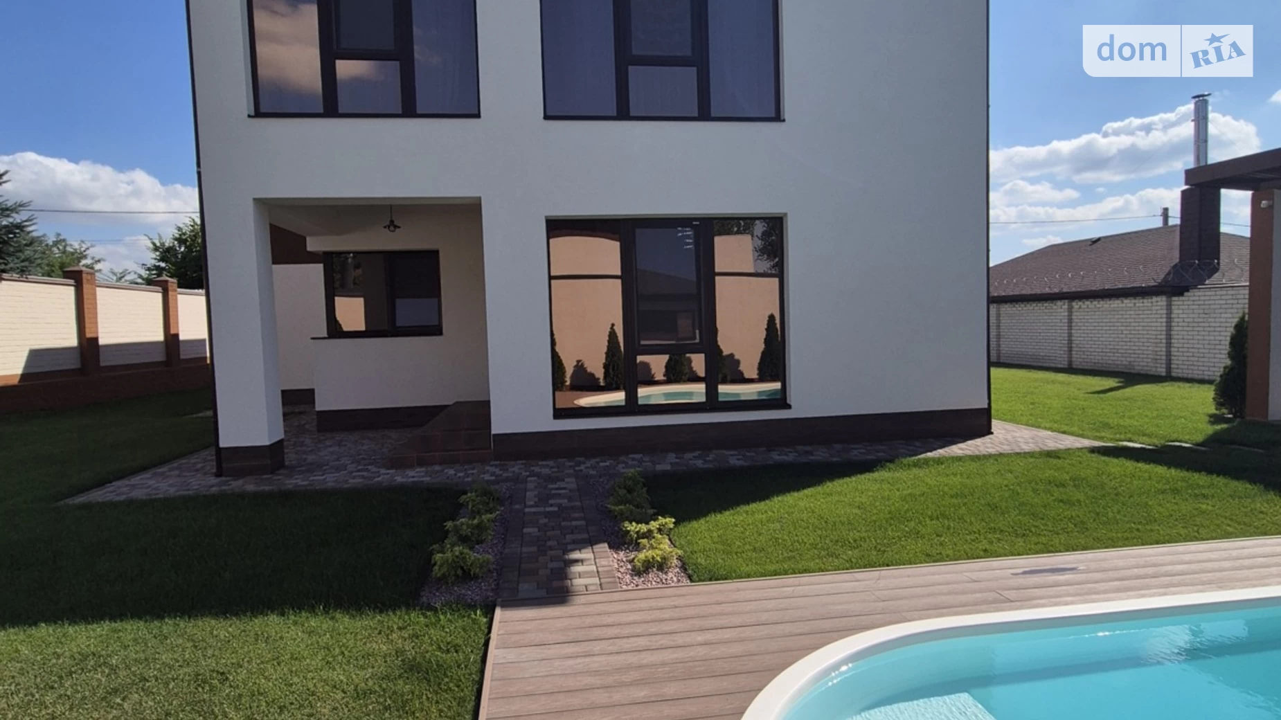 Продается дом на 2 этажа 250 кв. м с террасой, цена: 295000 $ - фото 3