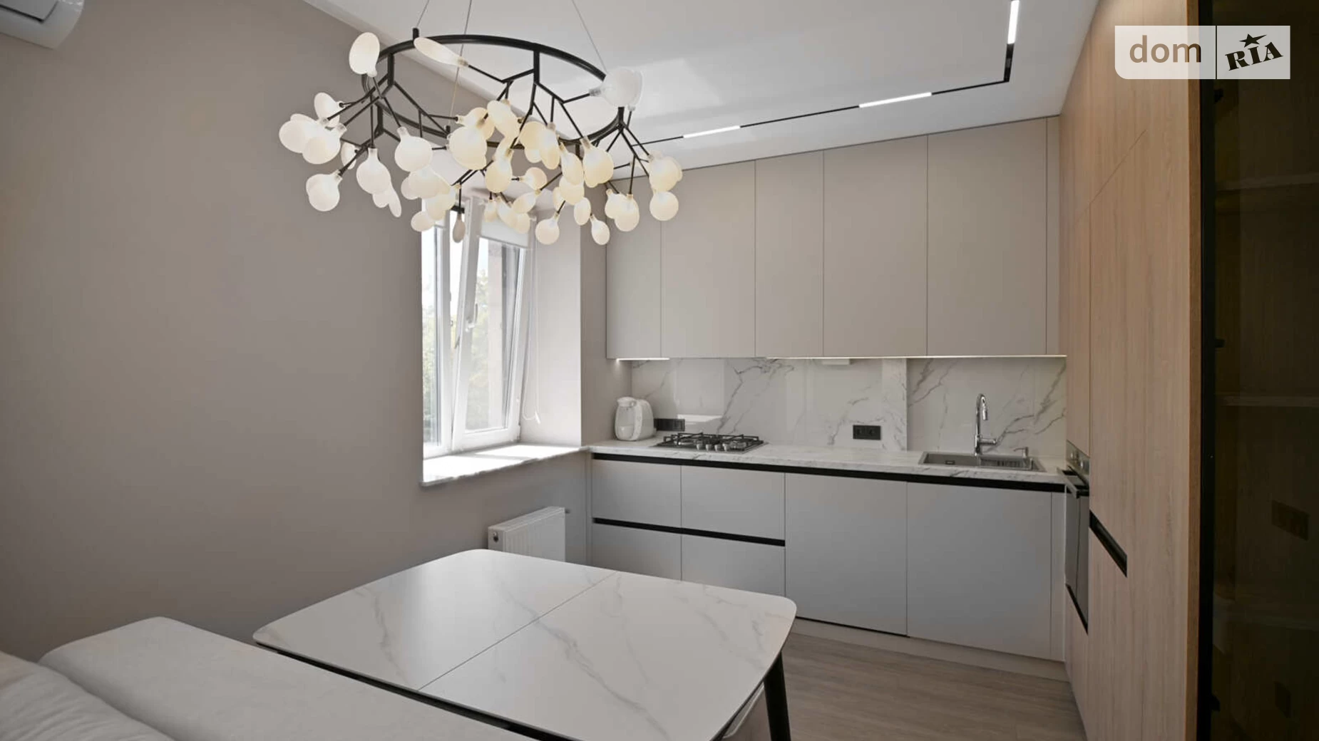 Продается 1-комнатная квартира 42 кв. м в Ровно, ул. Киевская, 19 - фото 3