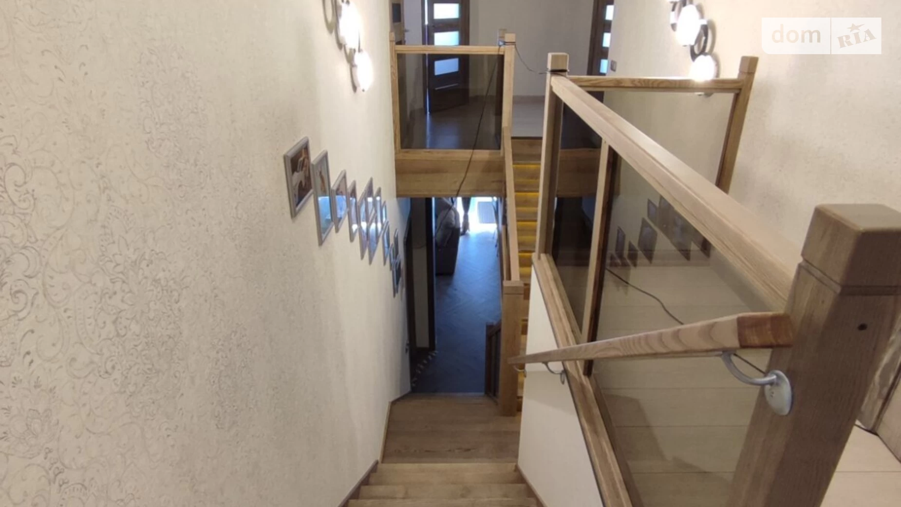 Продается дом на 2 этажа 204.6 кв. м с садом, цена: 370000 $ - фото 4