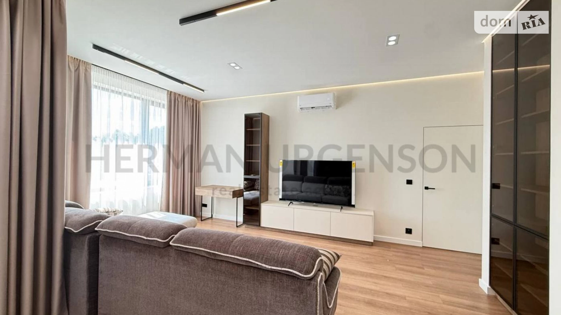 Продается 1-комнатная квартира 74 кв. м в Ужгороде, наб. Славянская, 25 - фото 5