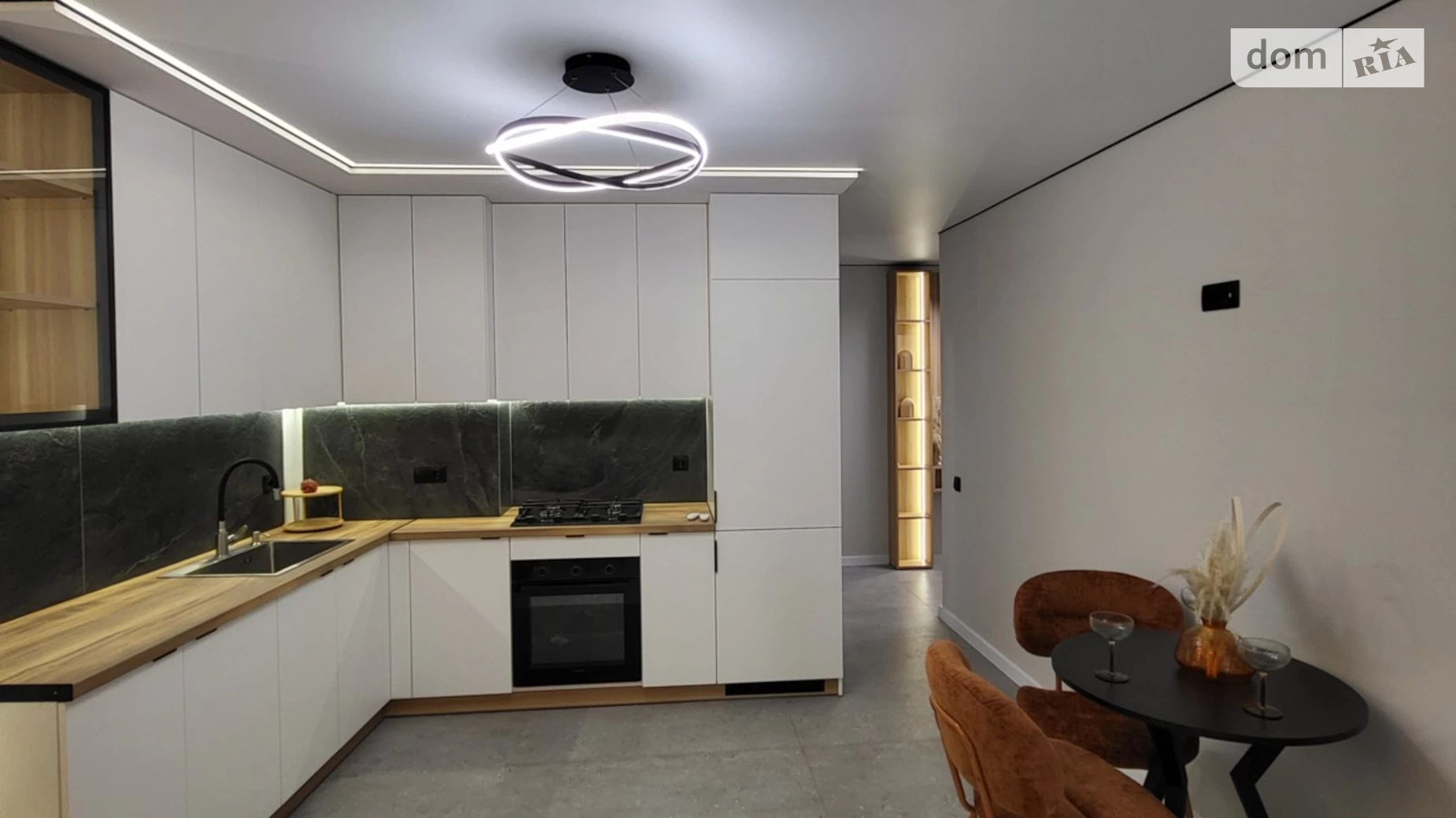 3-комнатная квартира 65 кв. м в Тернополе, ул. Киевская - фото 2