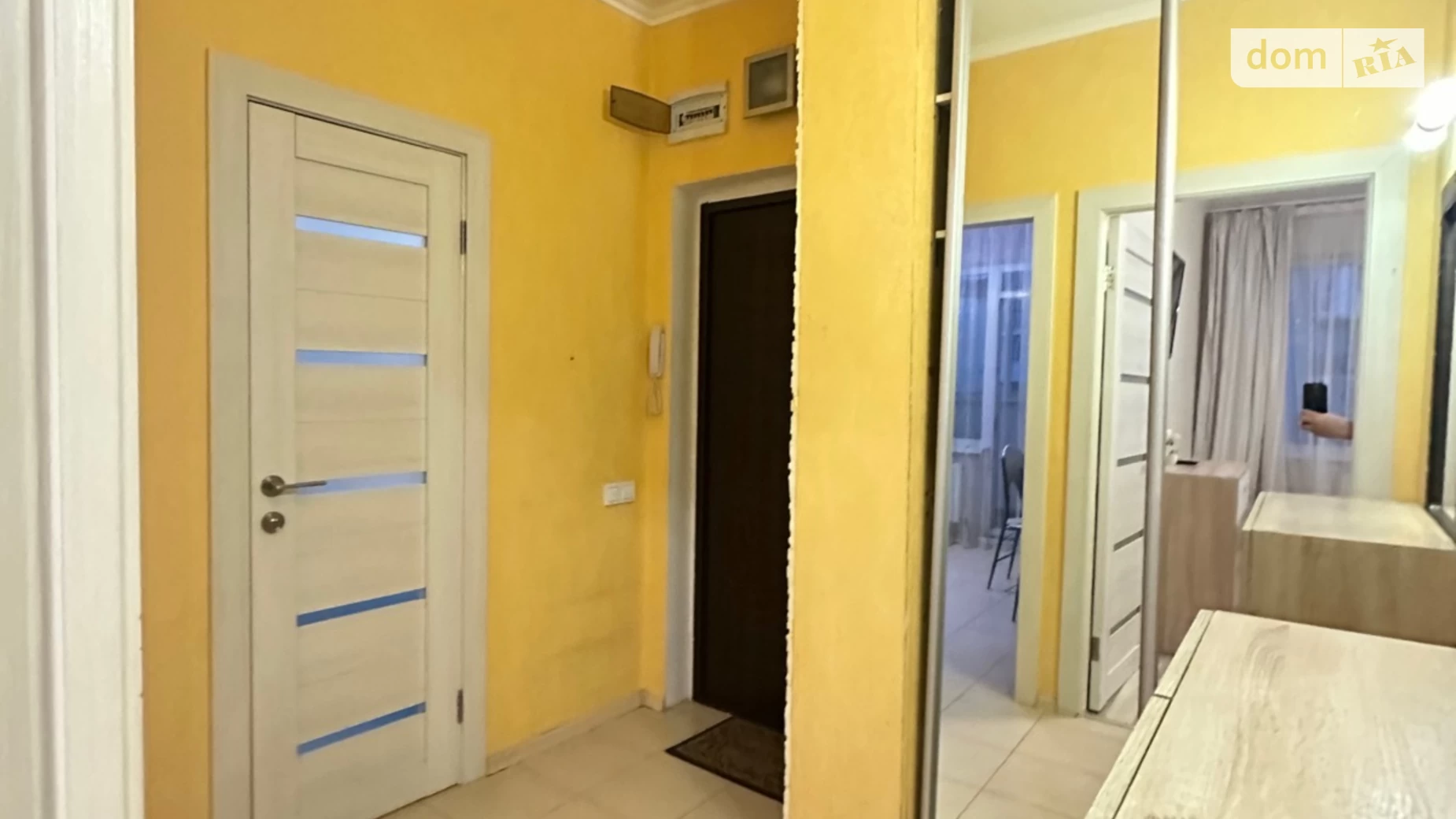 Продается 1-комнатная квартира 38.4 кв. м в Лиманке, мас. Радужный - фото 3