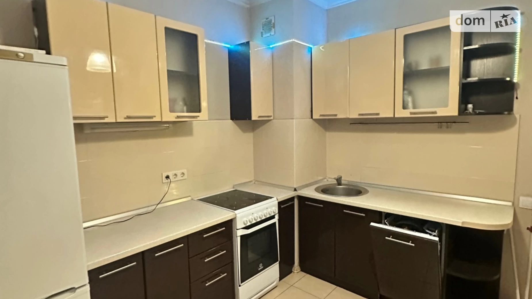 Продается 1-комнатная квартира 38.4 кв. м в Лиманке, мас. Радужный - фото 5
