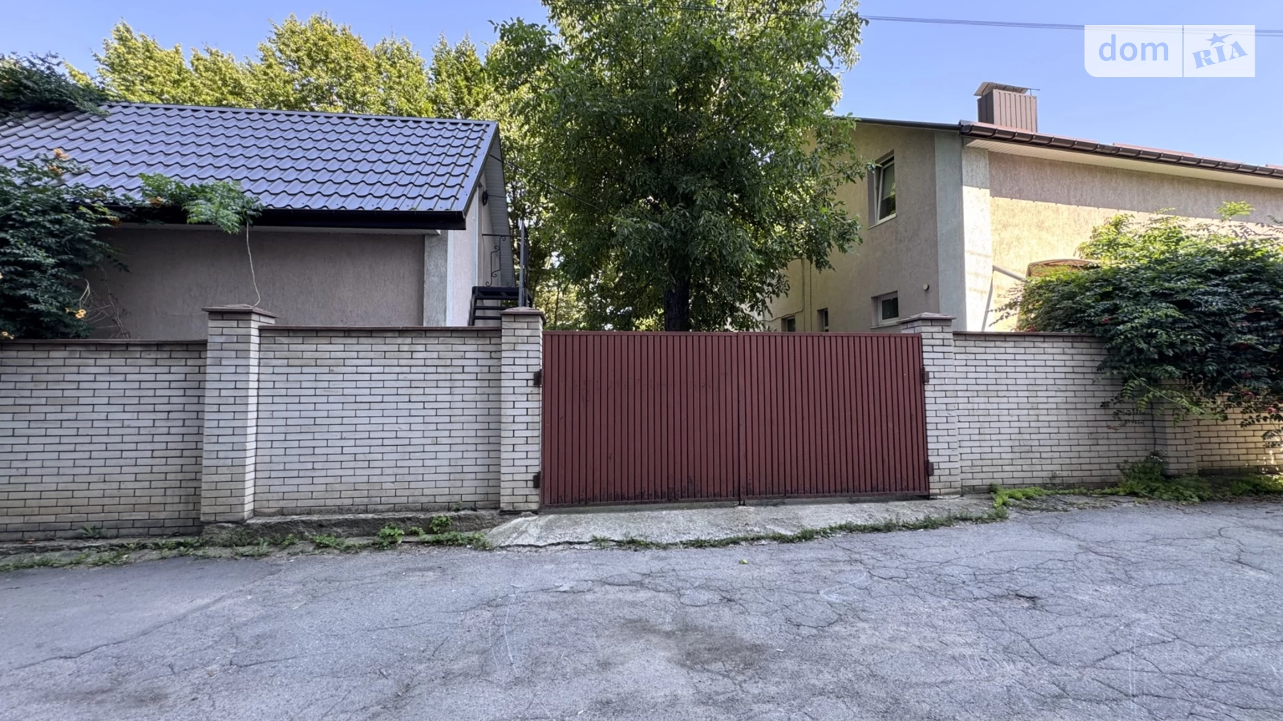 Продается дом на 2 этажа 180 кв. м с гаражом, цена: 290000 $ - фото 3