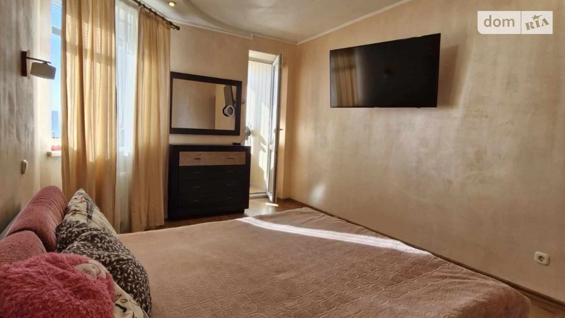 Продается 3-комнатная квартира 105.4 кв. м в Броварах, ул. Михаила Грушевского, 21 - фото 3