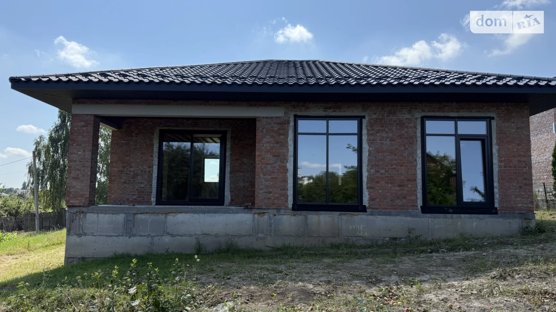 Продается одноэтажный дом 145 кв. м с гаражом, цена: 73500 $ - фото 2