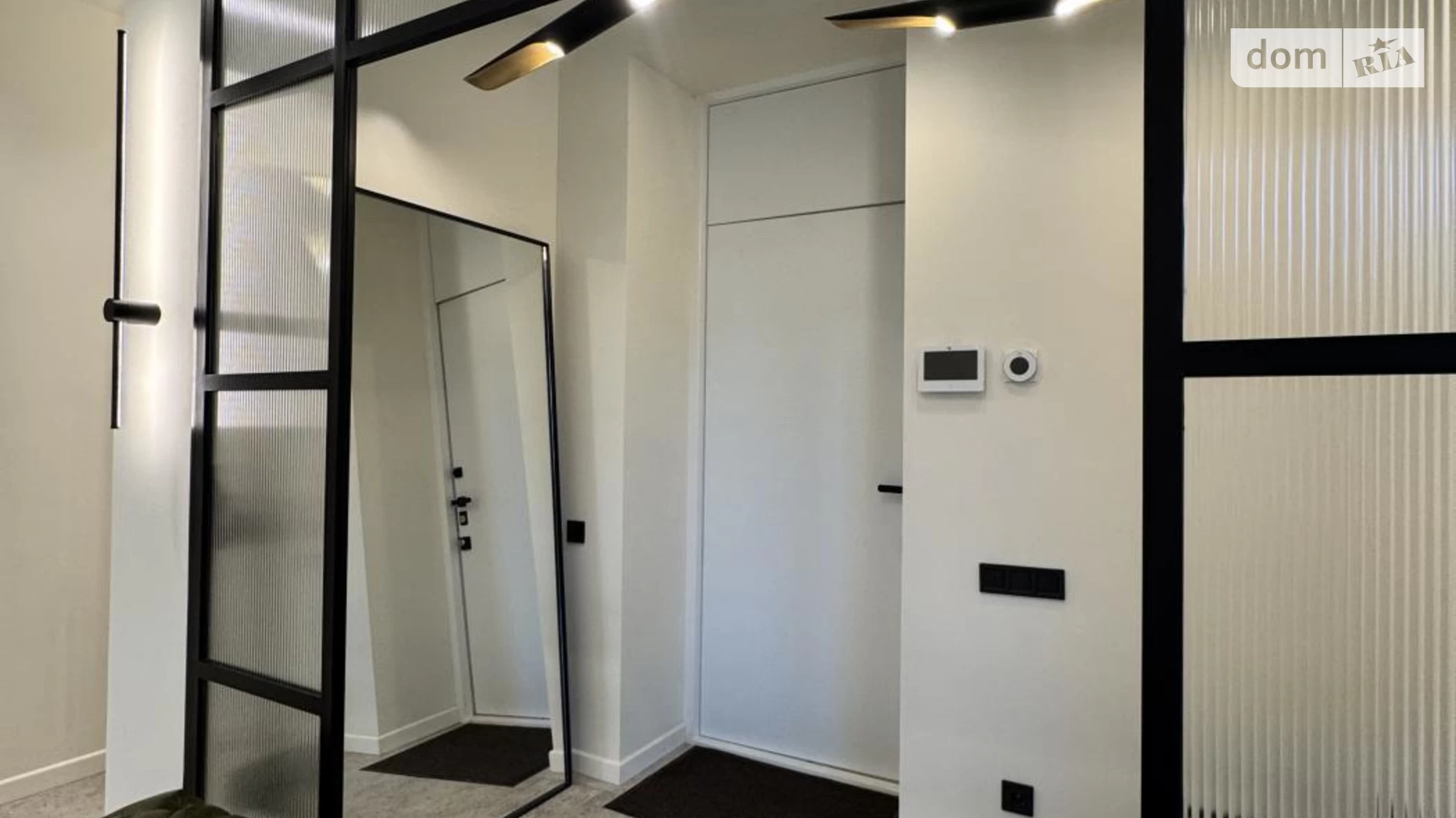 Сдается в аренду дом на 2 этажа 220 кв. м с участком, цена: 4500 $ - фото 5