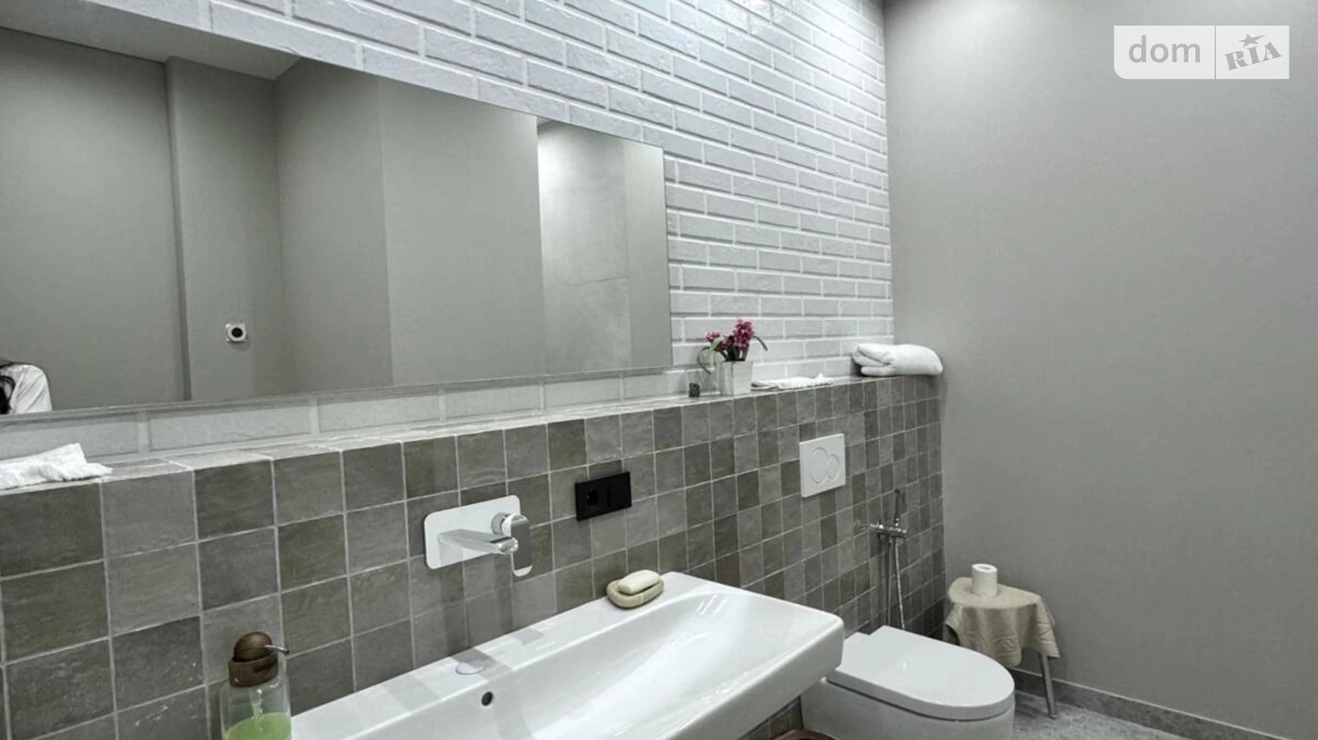 Сдается в аренду дом на 2 этажа 220 кв. м с мансардой, цена: 4500 $ - фото 2