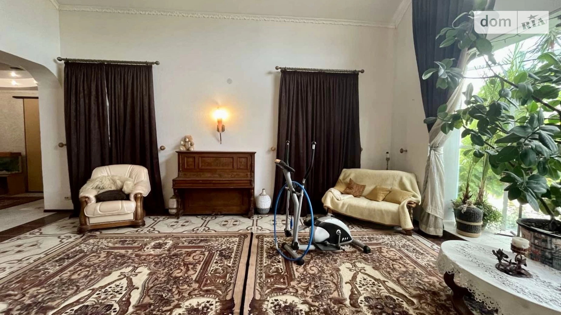 Продається будинок 2 поверховий 250 кв. м з каміном, цена: 200000 € - фото 3