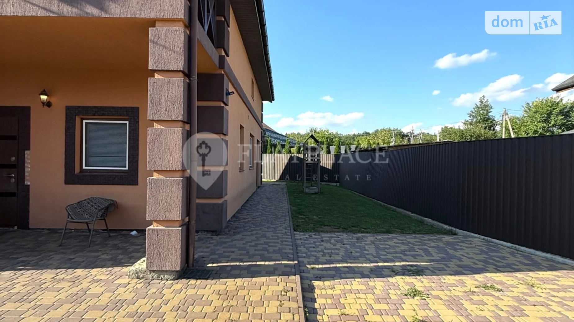 Сдается в аренду дом на 2 этажа 200 кв. м с гаражом, цена: 1399 $ - фото 3